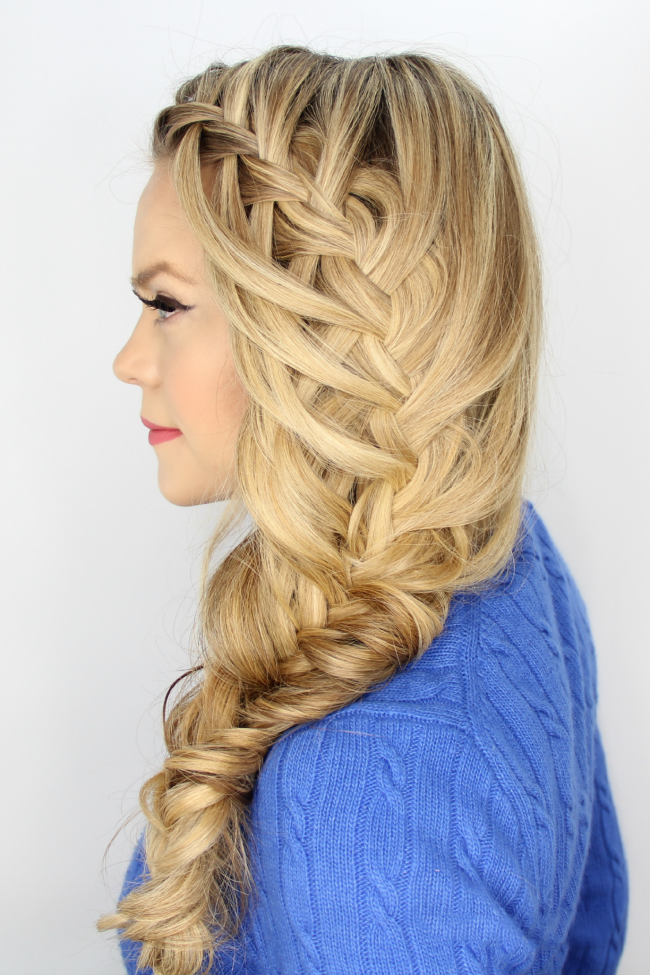 Mujer joven con una trenza en forma de cascada lateral