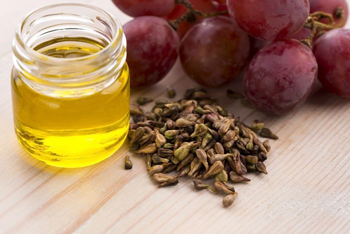aceite de uva para tratar la estrías