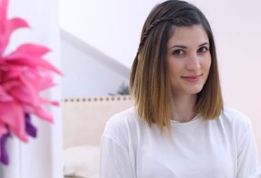 Peinado con trenzado lateral, peinados para invitadas de boda