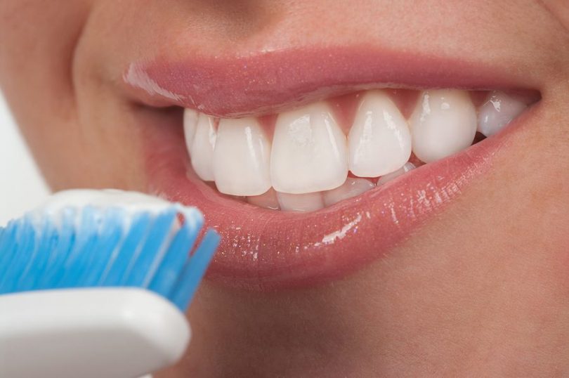 Cómo conseguir unos dientes más blancos