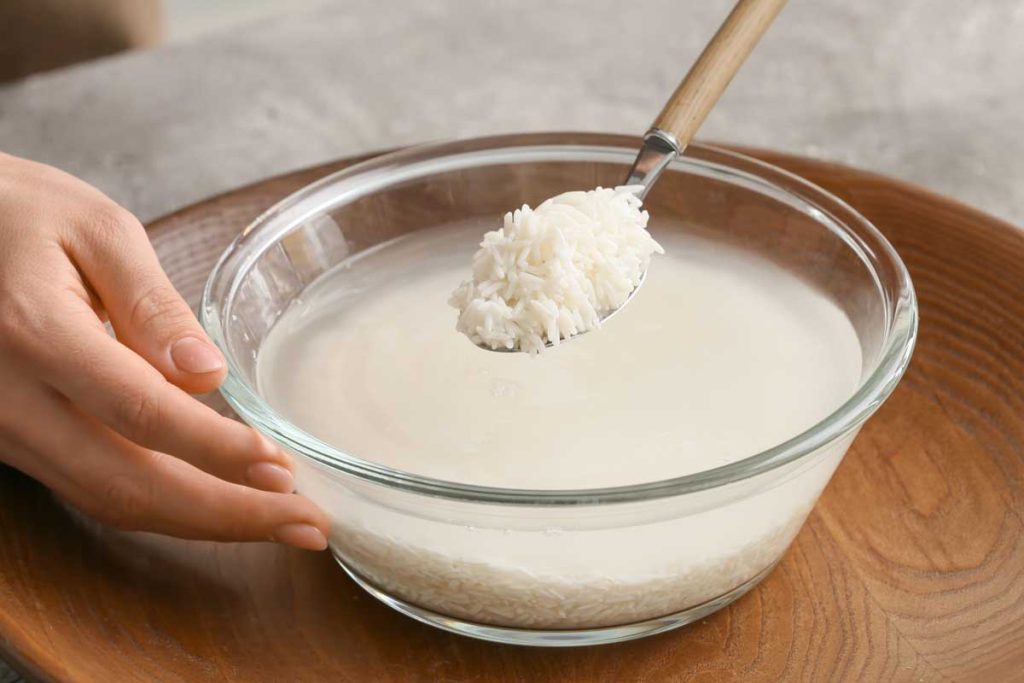 Agua de arroz para el crecimiento del cabello