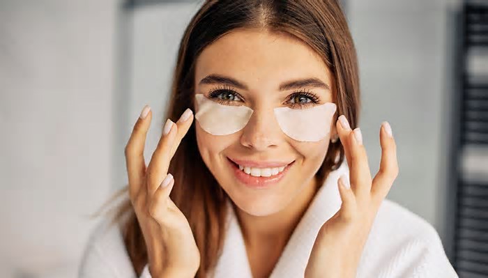 Reducir las bolsas debajo de los ojos con estos métodos rápidos