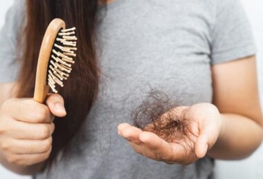 Caída cabello menopausia